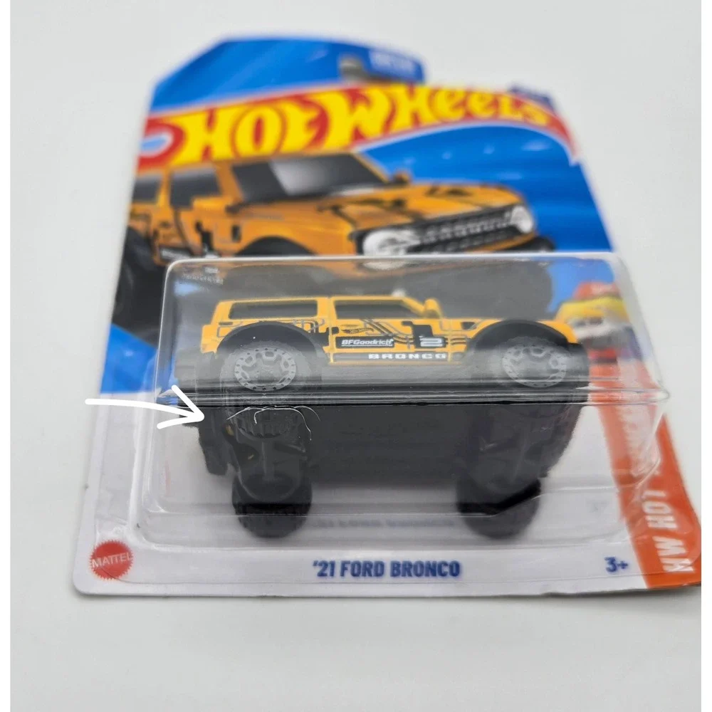Hot Wheels '21 Ford‎ Bronco HW Hot Trucks Kids 1:64 Yellow BFGoodrich Livery